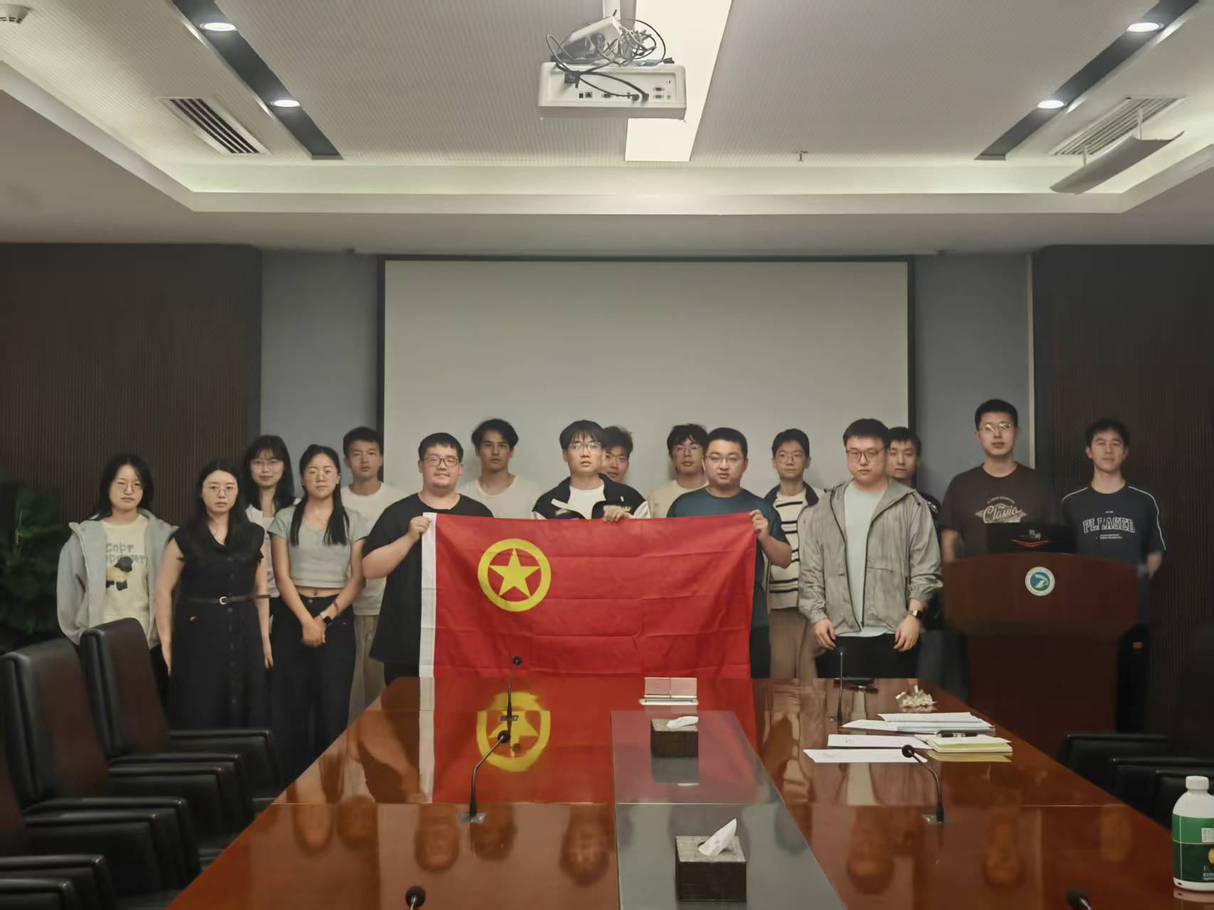 绿色研究生第五团支部圆满完成换届选举